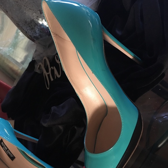 Ruthie Davis-Pointed Colorblock Heel ( Size 10) - Picture 4 of 8